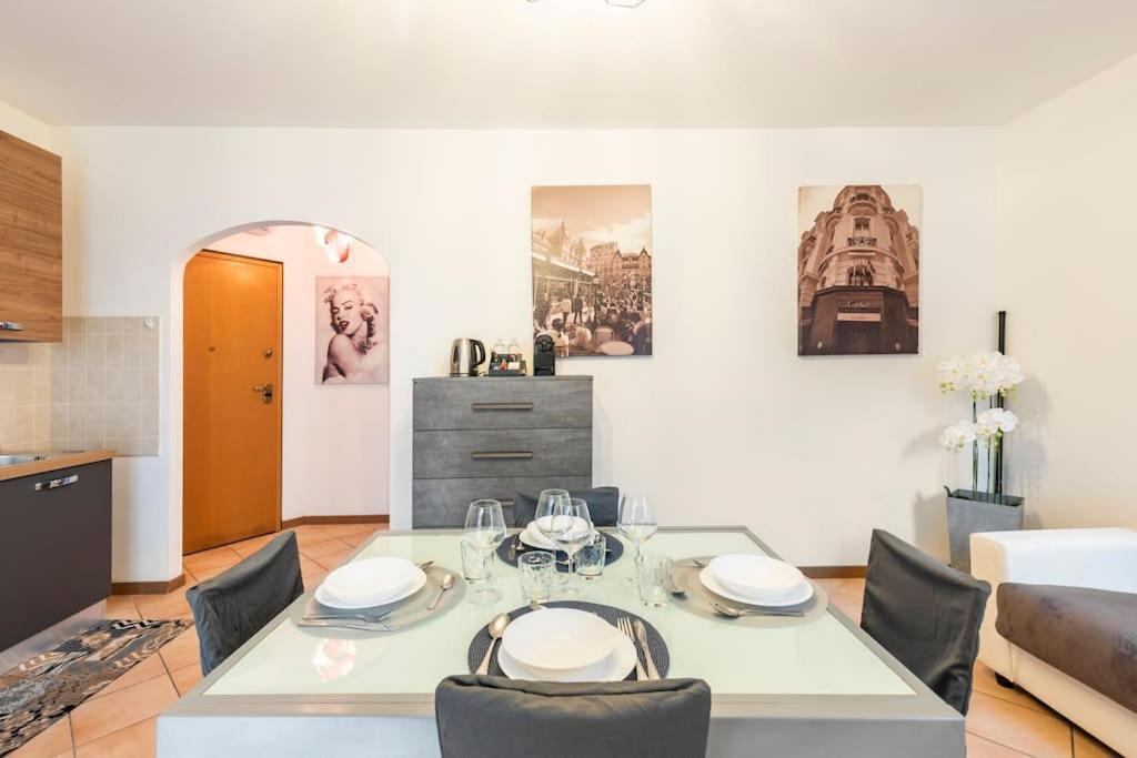 Limone Apartment - Featuring A Private Garden And Access To A Pool Barcuzzi Kültér fotó